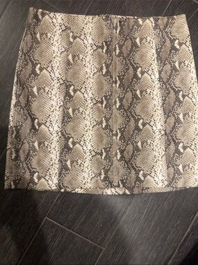 The Impeccable Pig Neutral Tan & Brown Snake-Print Reptile Hide Mat